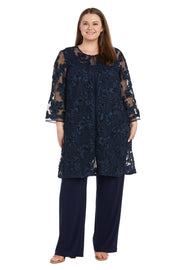 Delicate Floral Blossom Embroidered  Pantsuit - Plus