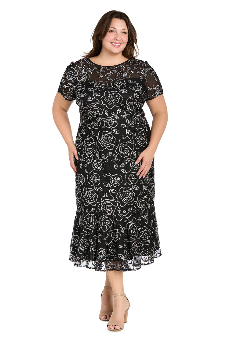 Embroidered Floral Midi Dress with Flared Skirt and Short Sleeves - Plus