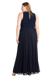 Maxi Dress with Keyhole Cutout, Halterneck and Flowing Skirt - Plus