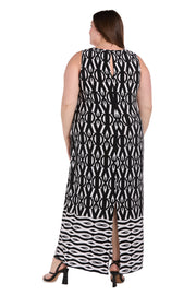 Intricate Pattern Sleeveless Knit Dress with Flipped Border Hem - Plus