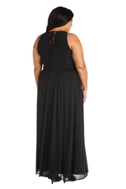 Maxi Dress with Keyhole Cutout, Halterneck and Flowing Skirt - Plus